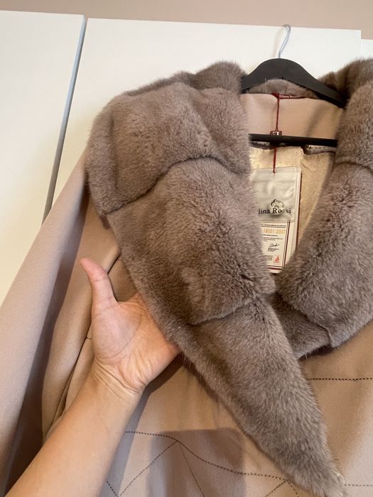 Продается Новое пальто