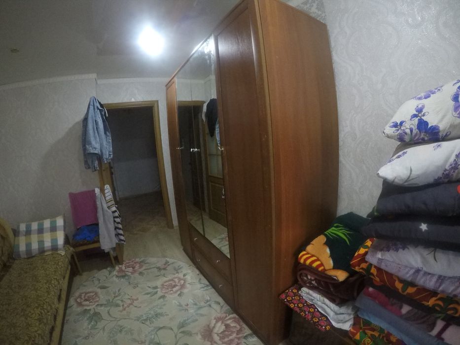 Мебель. Шкаф б/у.