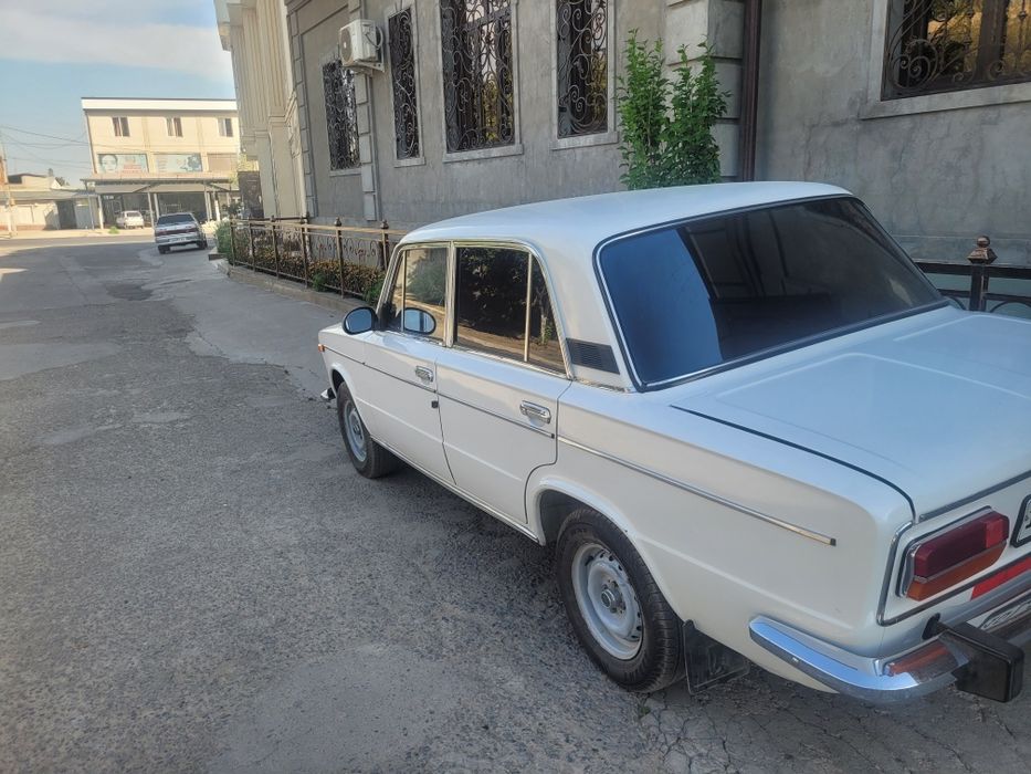 Жигули 2103 сотилади