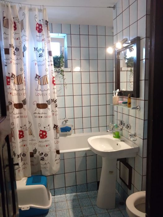Vând  apartament  2  camere