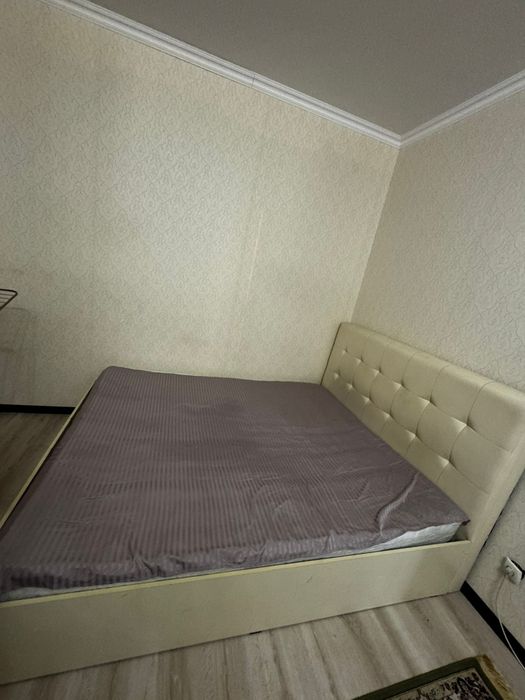 Продам 2-х спальнюю кровать