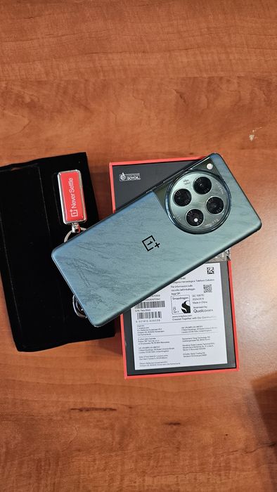 Telefon Mobil OnePlus 12