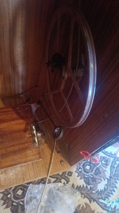 Tikuv mashinkasi tez va arzon sotiladi