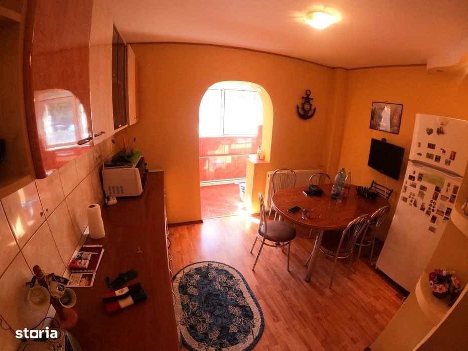 Apartament 4 camere decomandat | 88 mp | Parter | 3 bai | Zona semicen