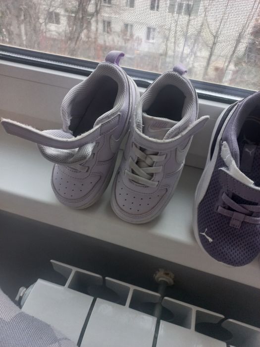 2 perechi de adidași