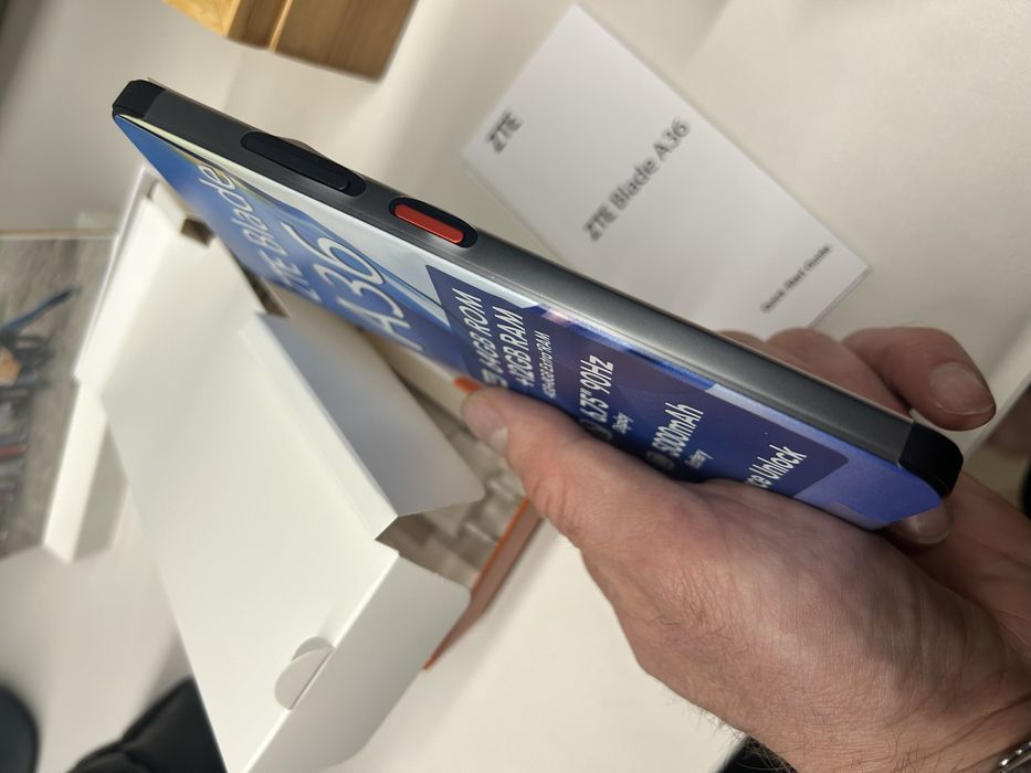 Новый телефон ZTE Blade