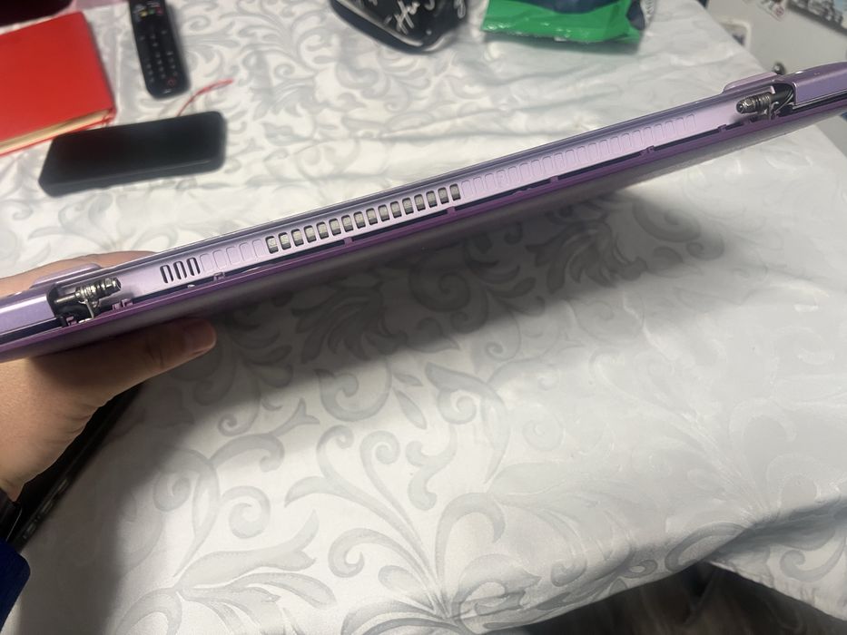 Лаптоп Lenovo ideapad320