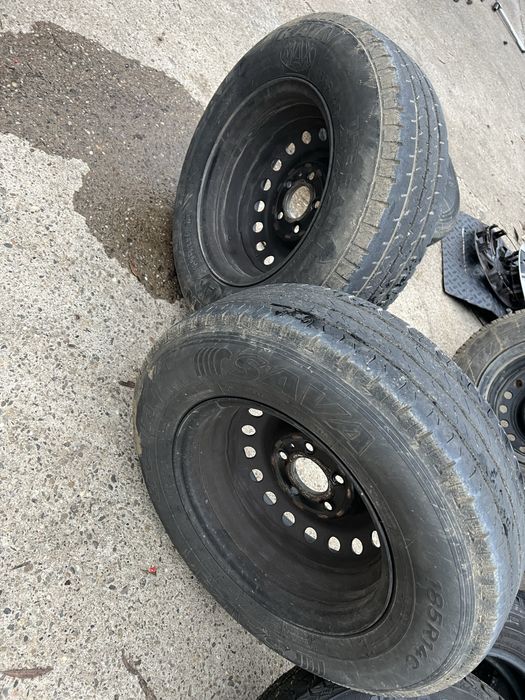 anvelope c-uri pe 14-15-16 de la 100 lei bucata. c-uri.