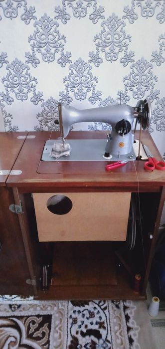 Машина для шитья