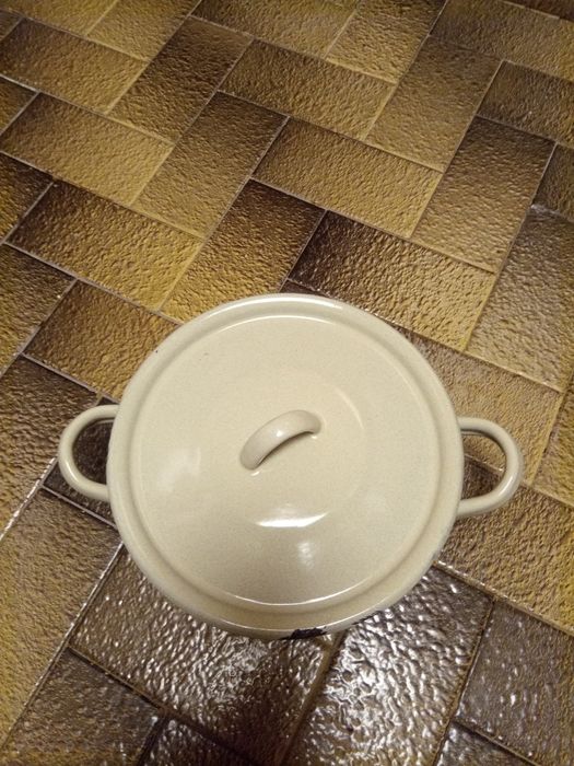 Малка тенджера, 2 литра