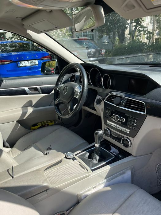 Vând urgent Mercedes Benz