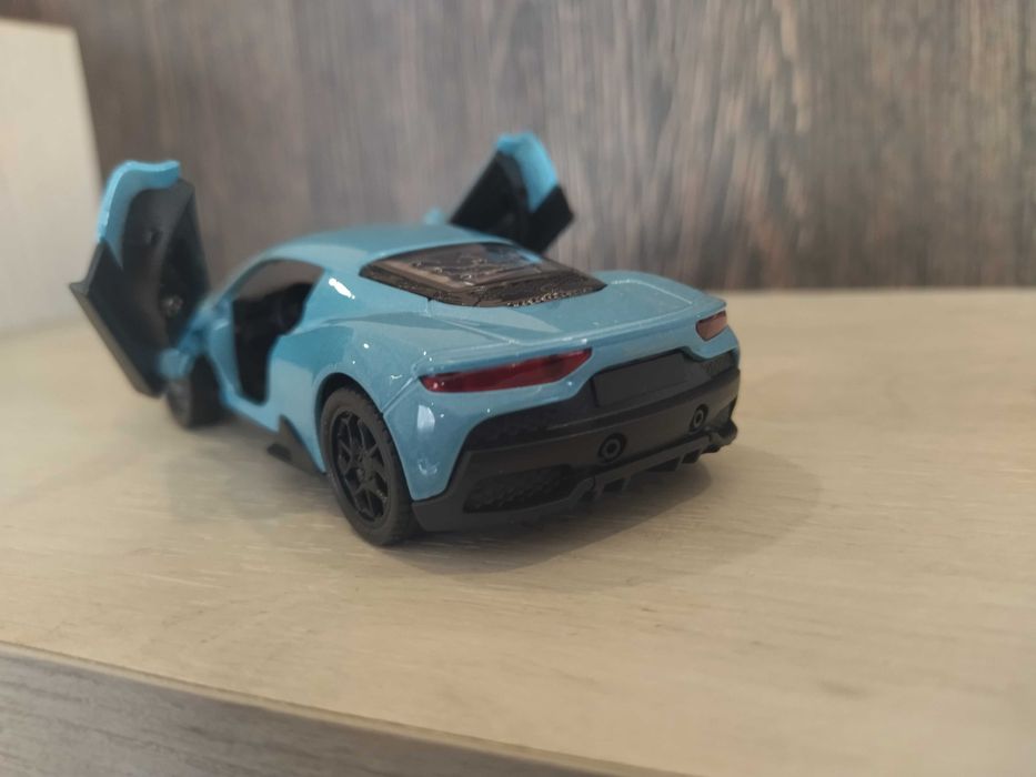 Метална количка Maserati MC 20 !!!