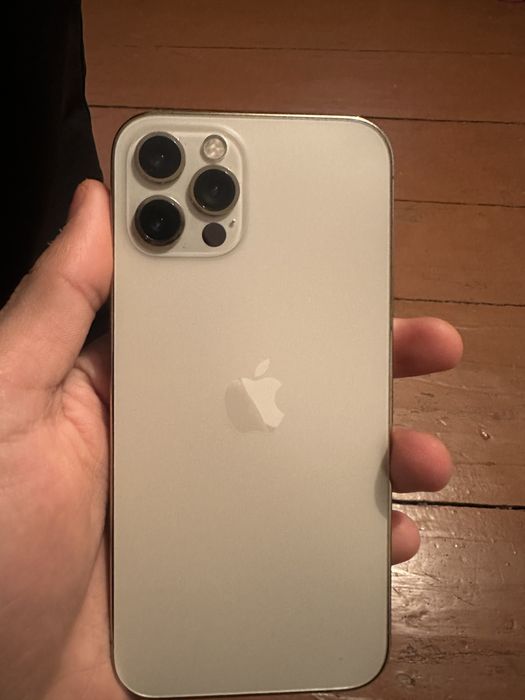 Продам iphone 12 pro