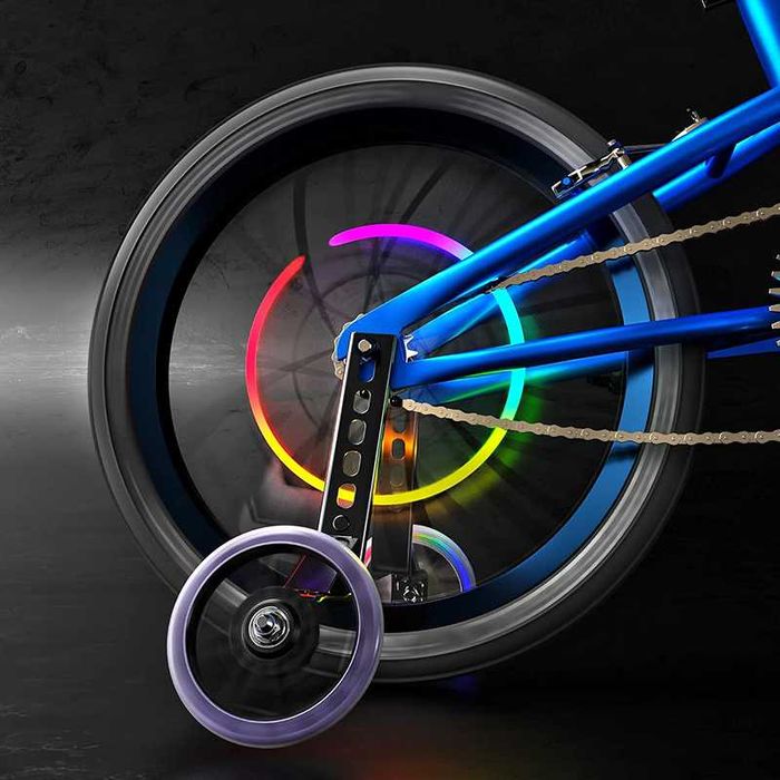 Универсални помощни колела за велосипед с размер 12-20" с LED светлини