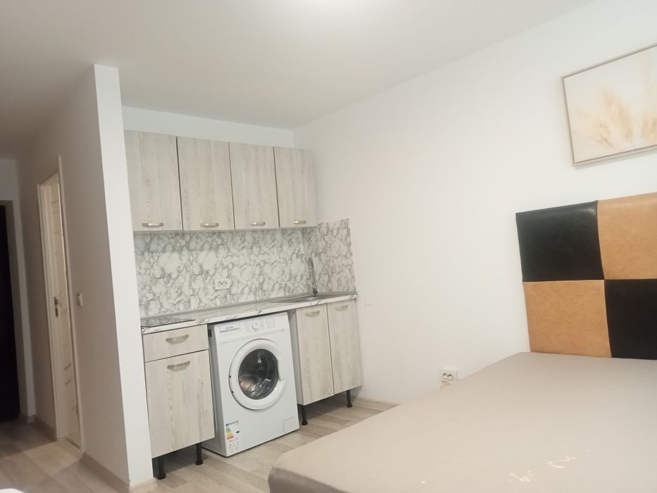 Închiriez garsonieră