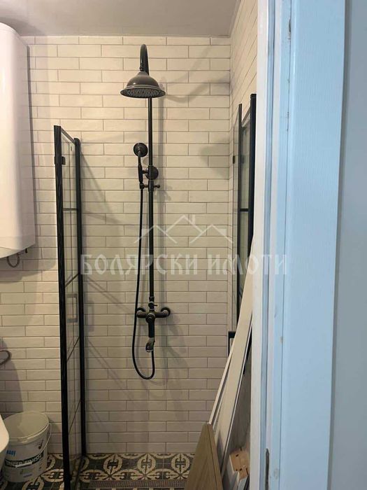 Дава се под наем Двустаен апартамент в Велико Търново, Център - 60 кв.м за 384 € - Снимка #5