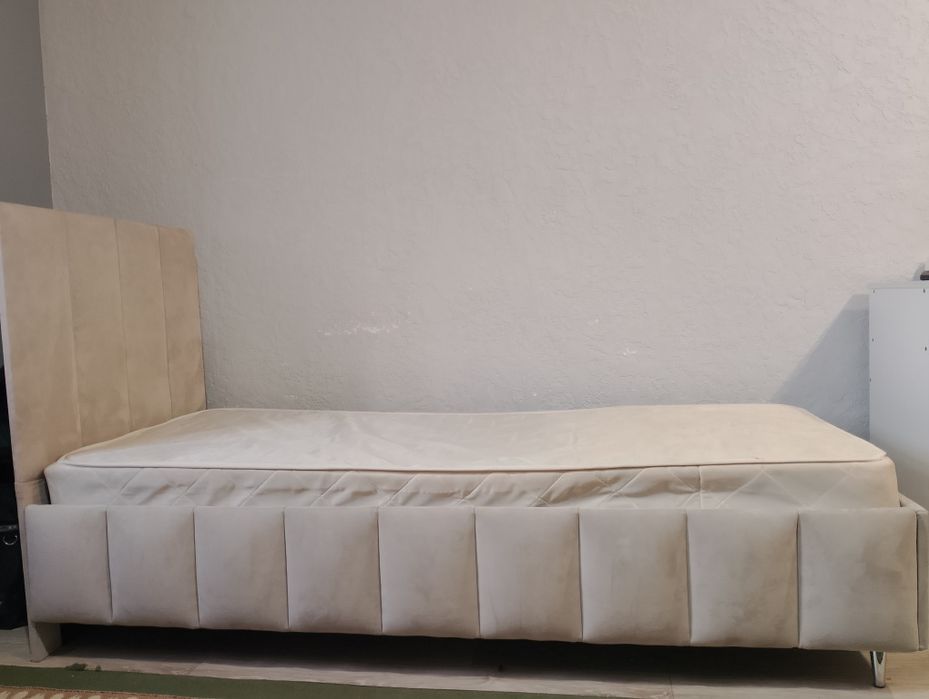 Сатылады 2 еуі 70000