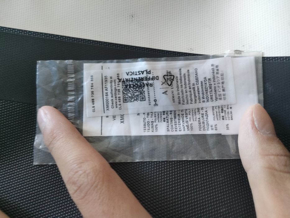 продам барсетку Armani exchange