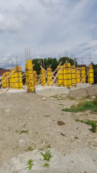 Echipa de constructii construim case de la 0 !