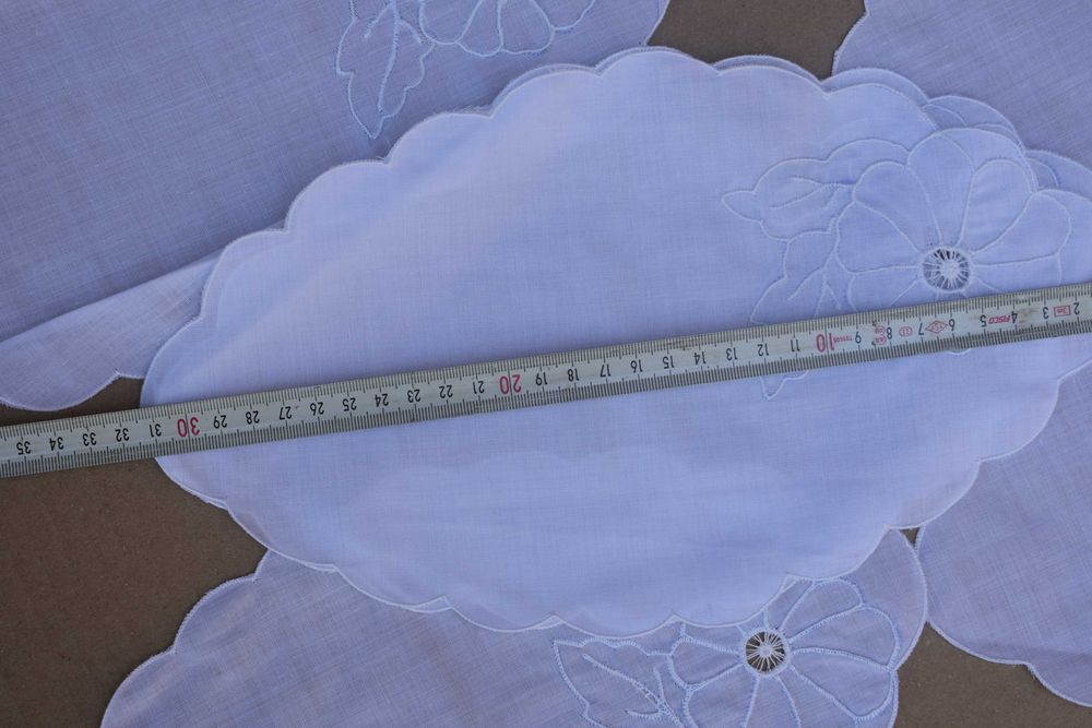 Малки покривки с рязана бродерия