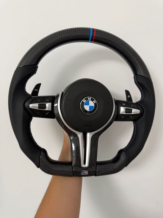 Volan BMW M Sport Carbon pentru generație E E60 E61 E70 E71 E84 E90 E91 E92 E93