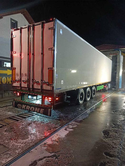 Semiremorca frigorifica Krone