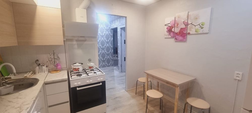 Сдам 2-х ком.кв.  рядом с универом Байшева