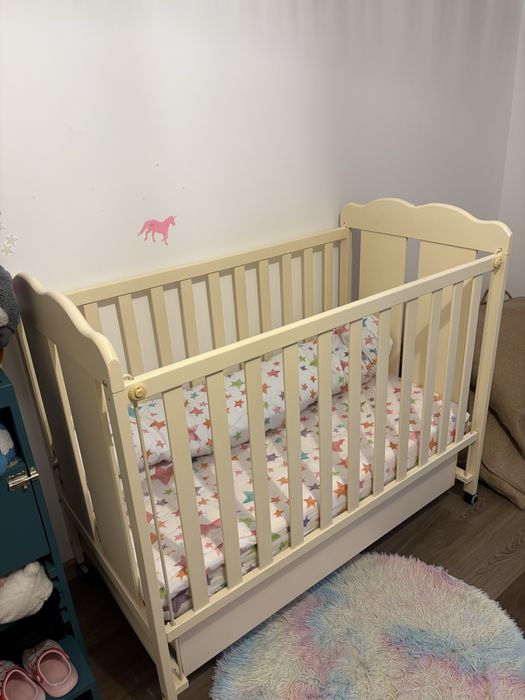 Patut de lemn pentru copii de la nastere pana la 3-4 ani