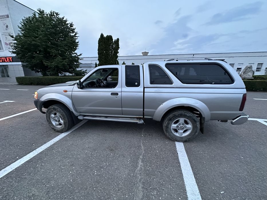 Nissan Navara D22