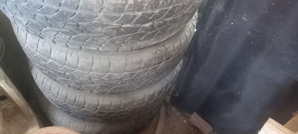 Продам резины в хорошем состояние