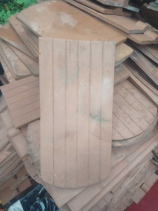 Țiglă solzi second hand