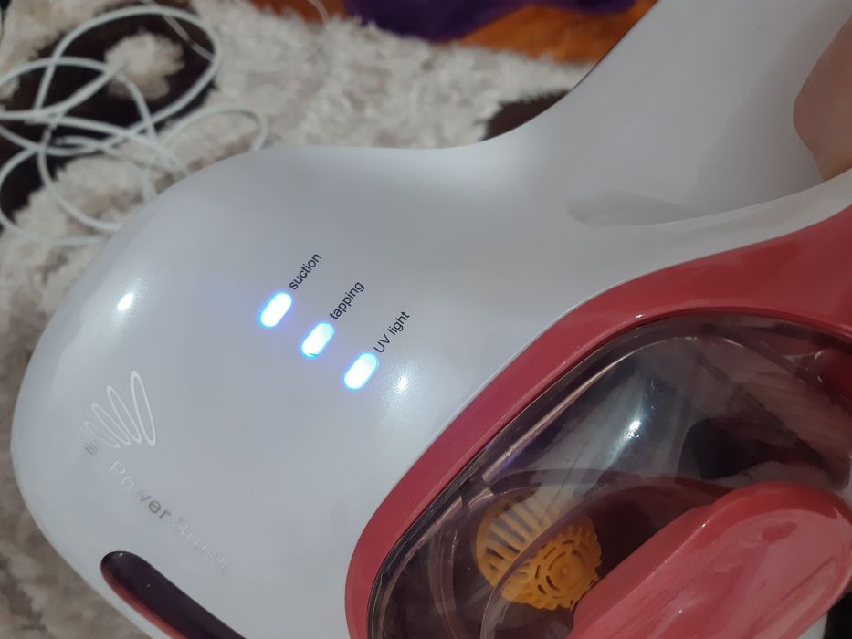 Aspirator multifuncțional cu lampa UV