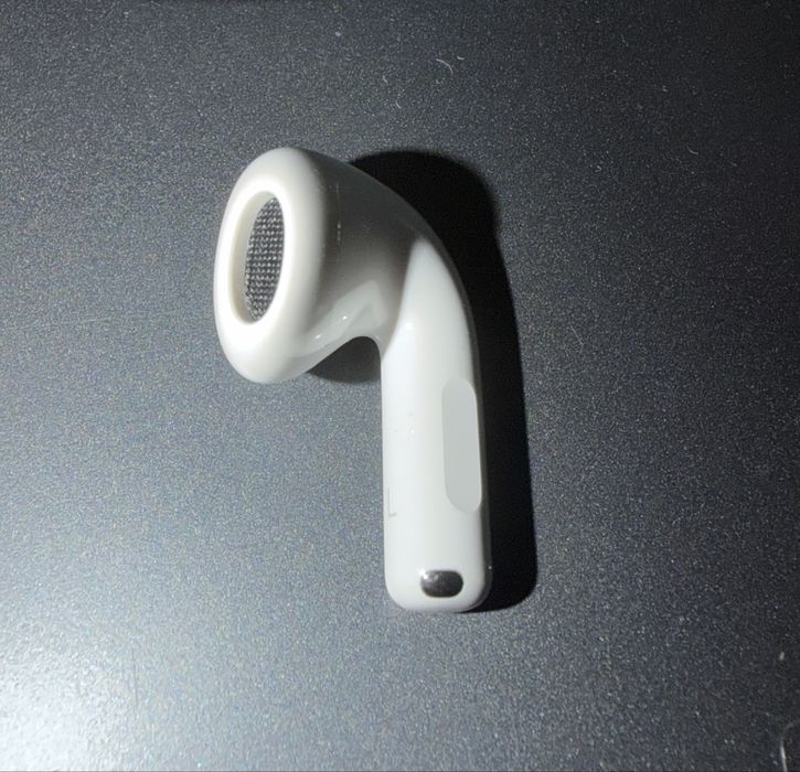 Airpods 4 cu ANC casca stanga - A3056