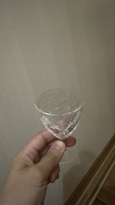 Отдам даром рюмки стеклянные, хрустальные