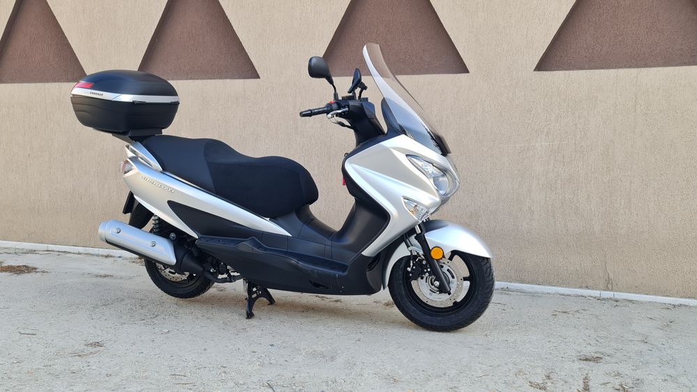 Scuter Suzuki burgman 125