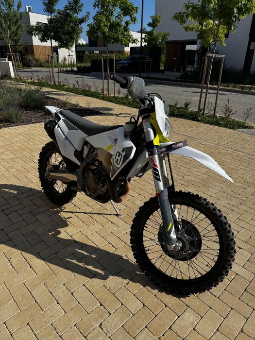Husqvarna FE 350 4T 2023 full (26h / 712 km / inmatriculata) + suport auto