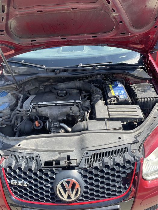 Vand  golf 5 pachet gti