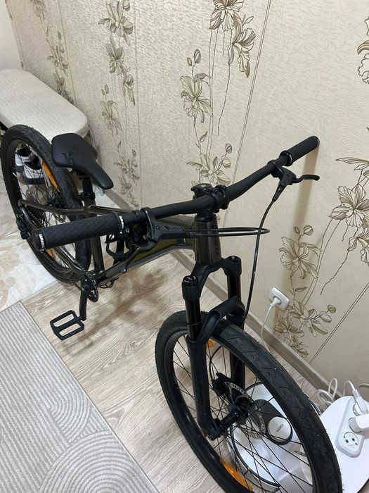 Велосипед Giant stp