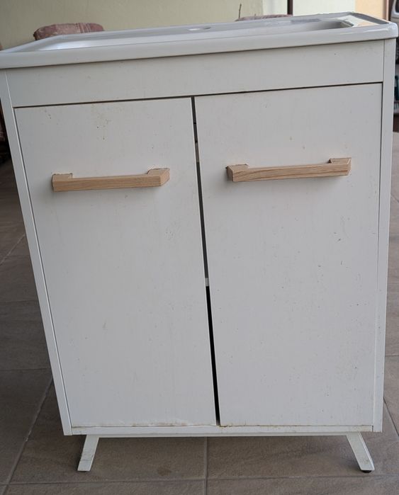 Mobilier baie si lavoar (chiuveta)