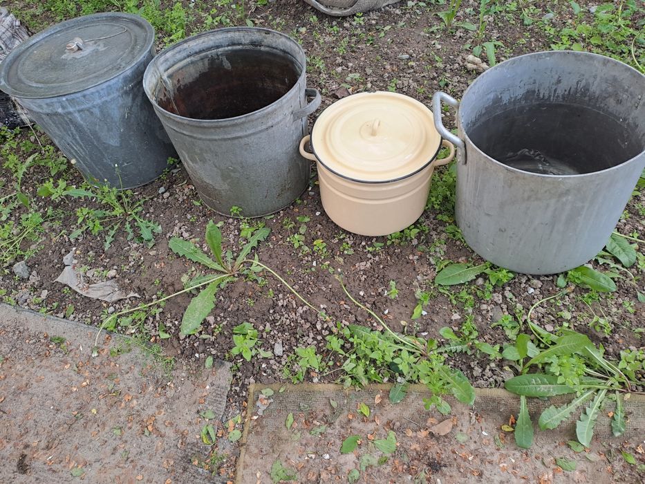 Кастрюли  и баки