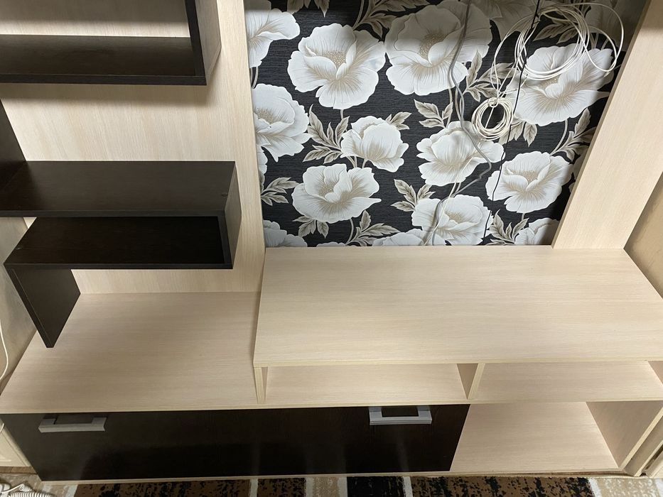 Стенка под телевизор