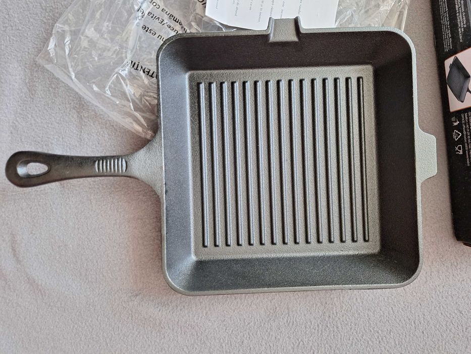 Tigaie grill fonta pura inductie dimensiune 25 x 4.7 cm tigaie gratar fonta