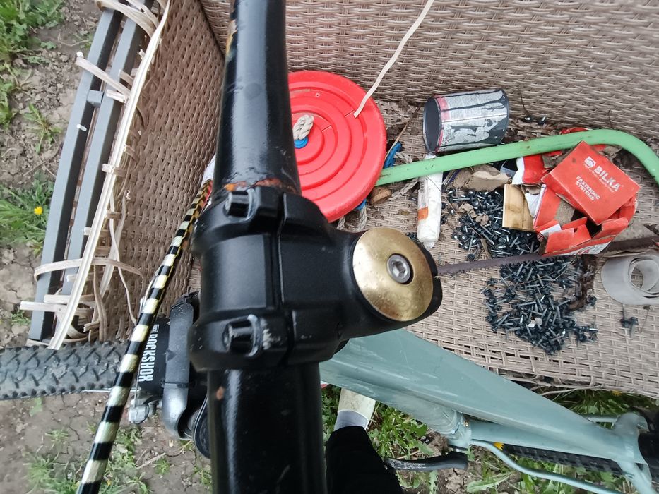 Pipa scurta bicicletă