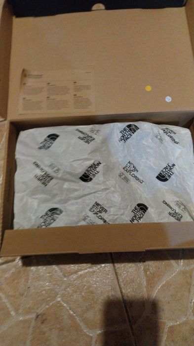 Маратонки, обувки The north face.