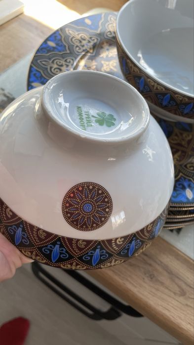 Продам посуду неполный набор