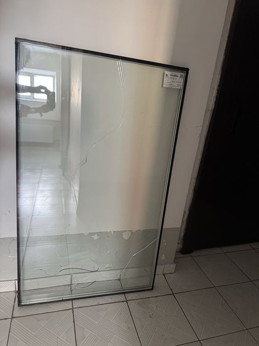 Отдам даром  Стекол Размер: в761*ш1270