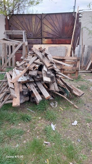 Дрова бесплатно, самовывоз