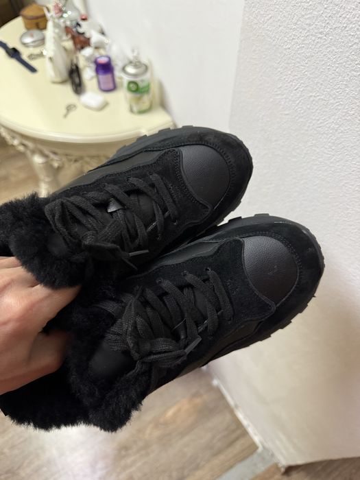 зимние кроссовки