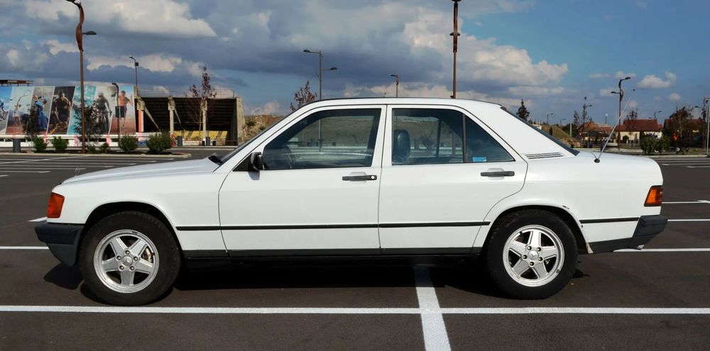 Mercedes-Benz 190 MERCEDES BENZ 190 D – Masina de colectie