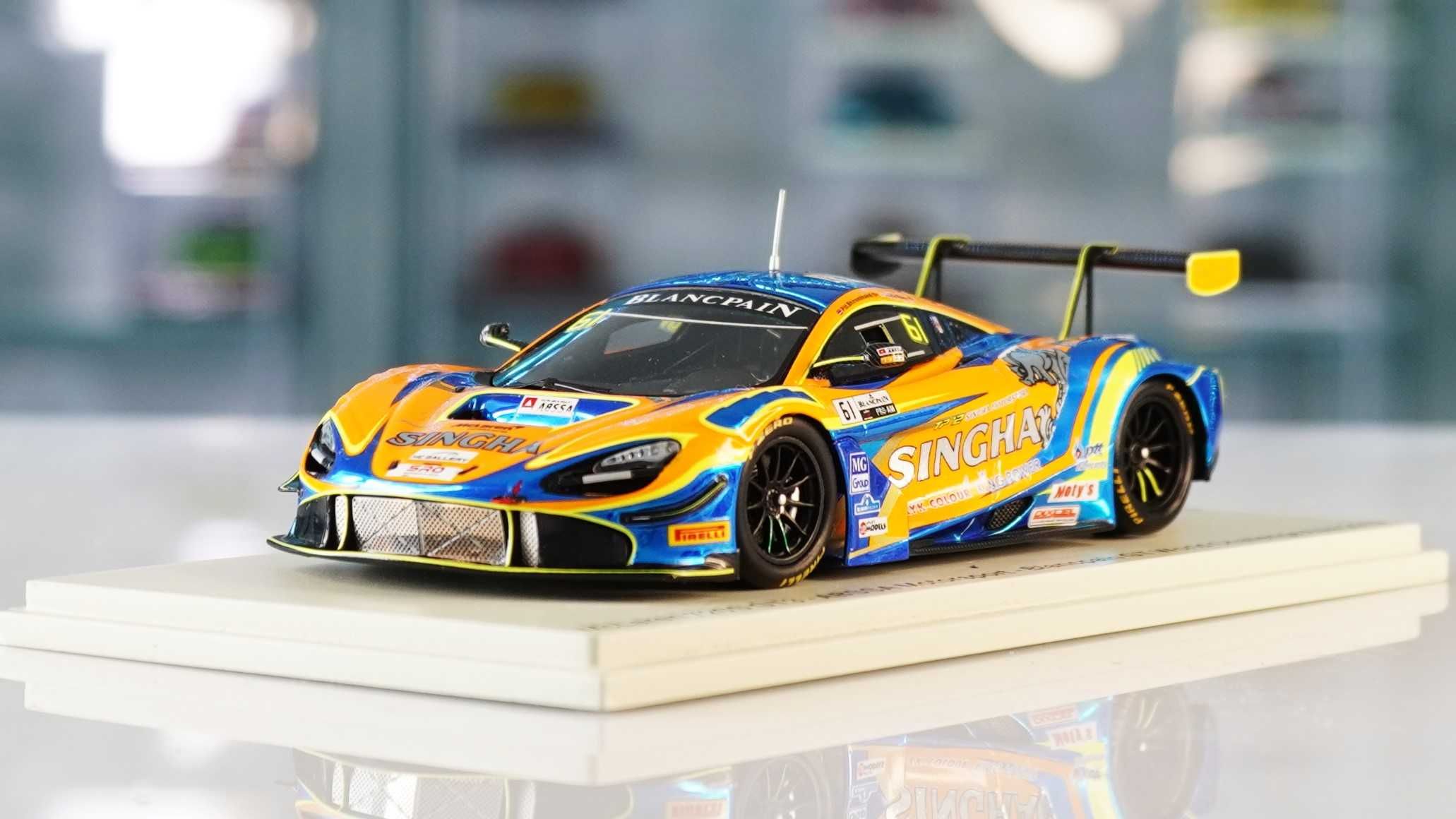 2019 McLaren 720S GT3 No.61 ABSSA Motorsport Blancpain GT Spark